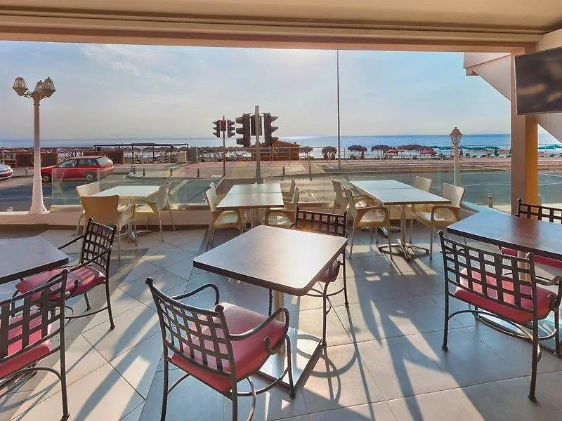 Mackenzie Beach Hotel Ларнака 2*,  Кипр