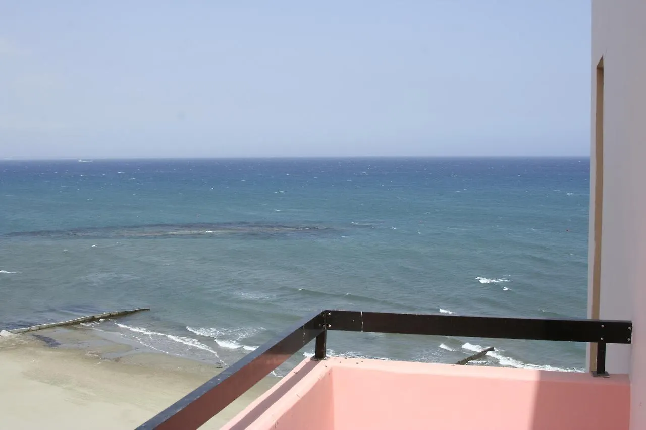 Mackenzie Beach Hotel Larnaca